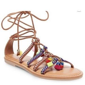 NIB Target pom pom sandals
